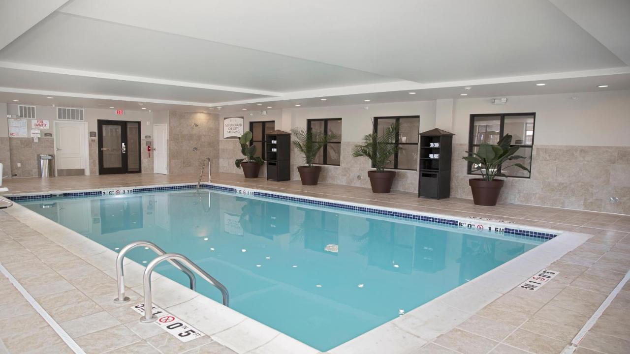 Staybridge Suites Auburn Hills By Ihg Exterior photo
